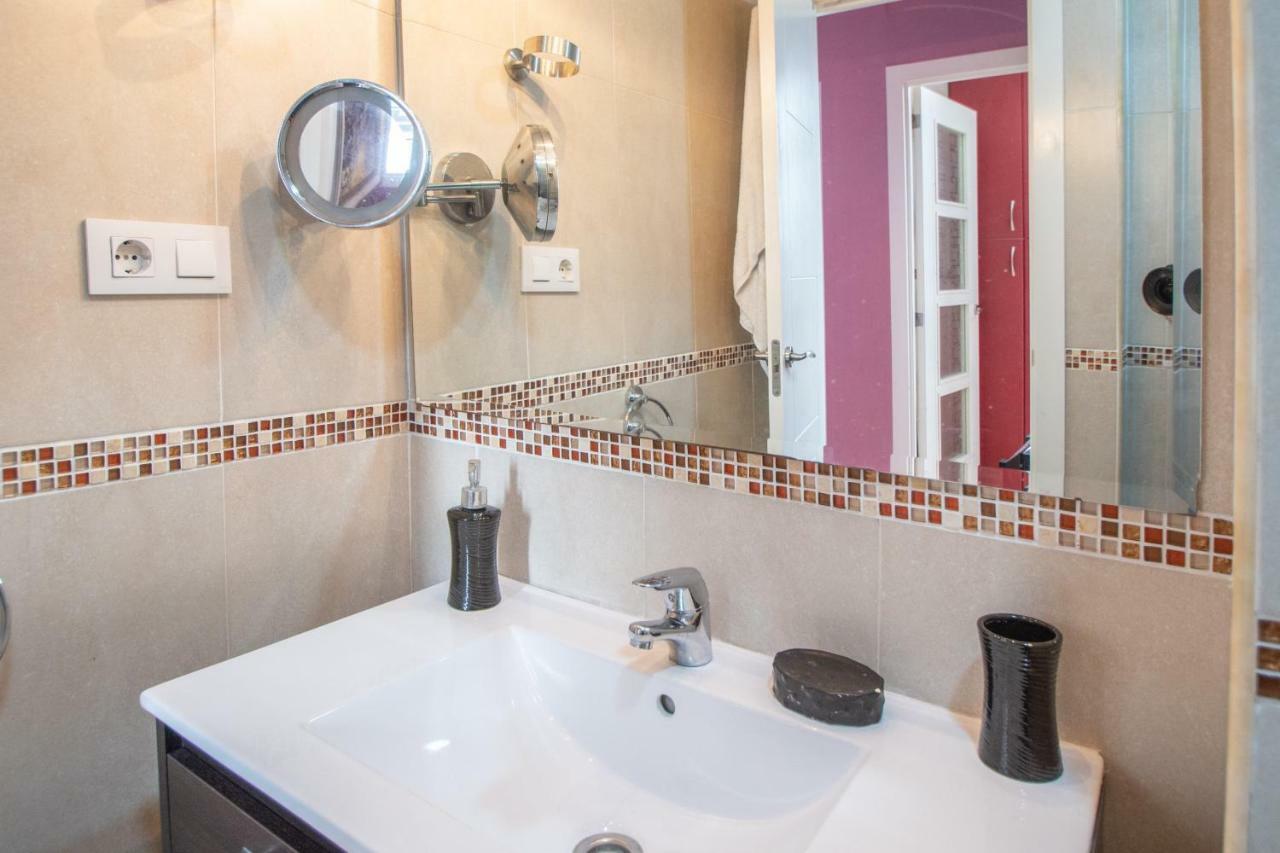 Apartamento Del Arqueologo De Cadiz Luaran gambar